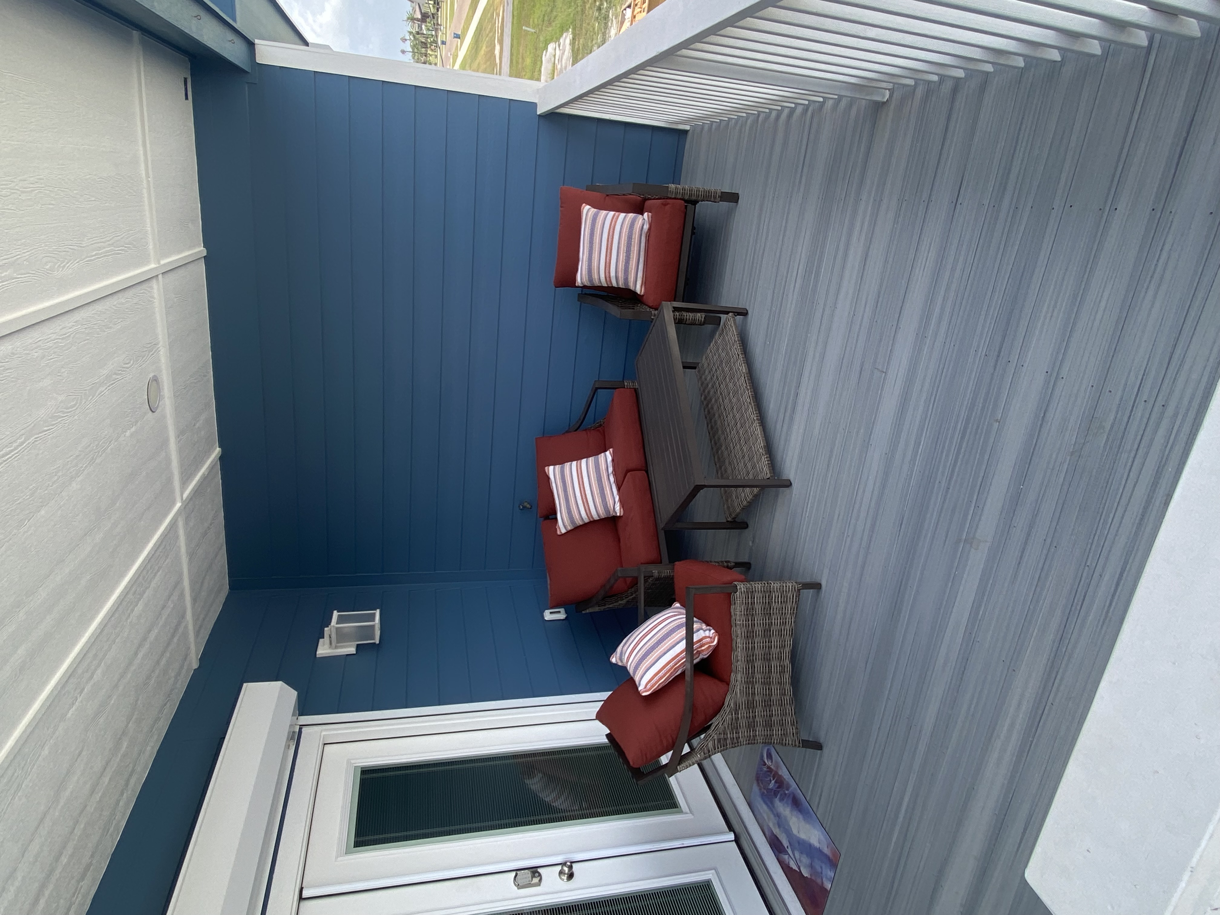Deck seating